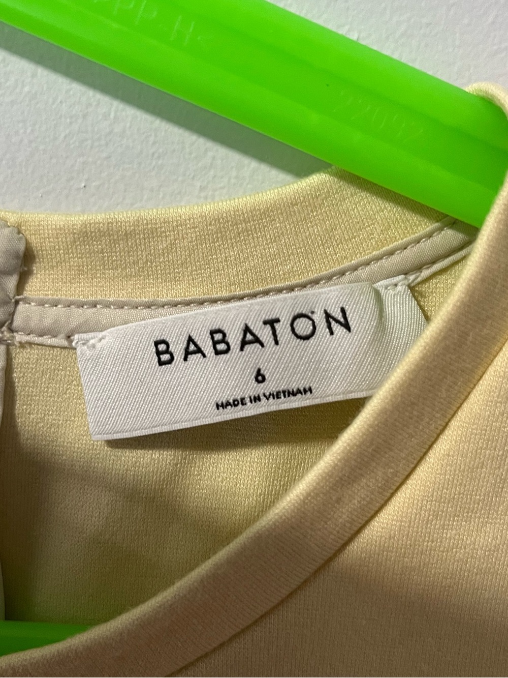 Babaton Pale Yellow Sleeveless Midi Sheath Dress size 6 - Picture 5 of 5